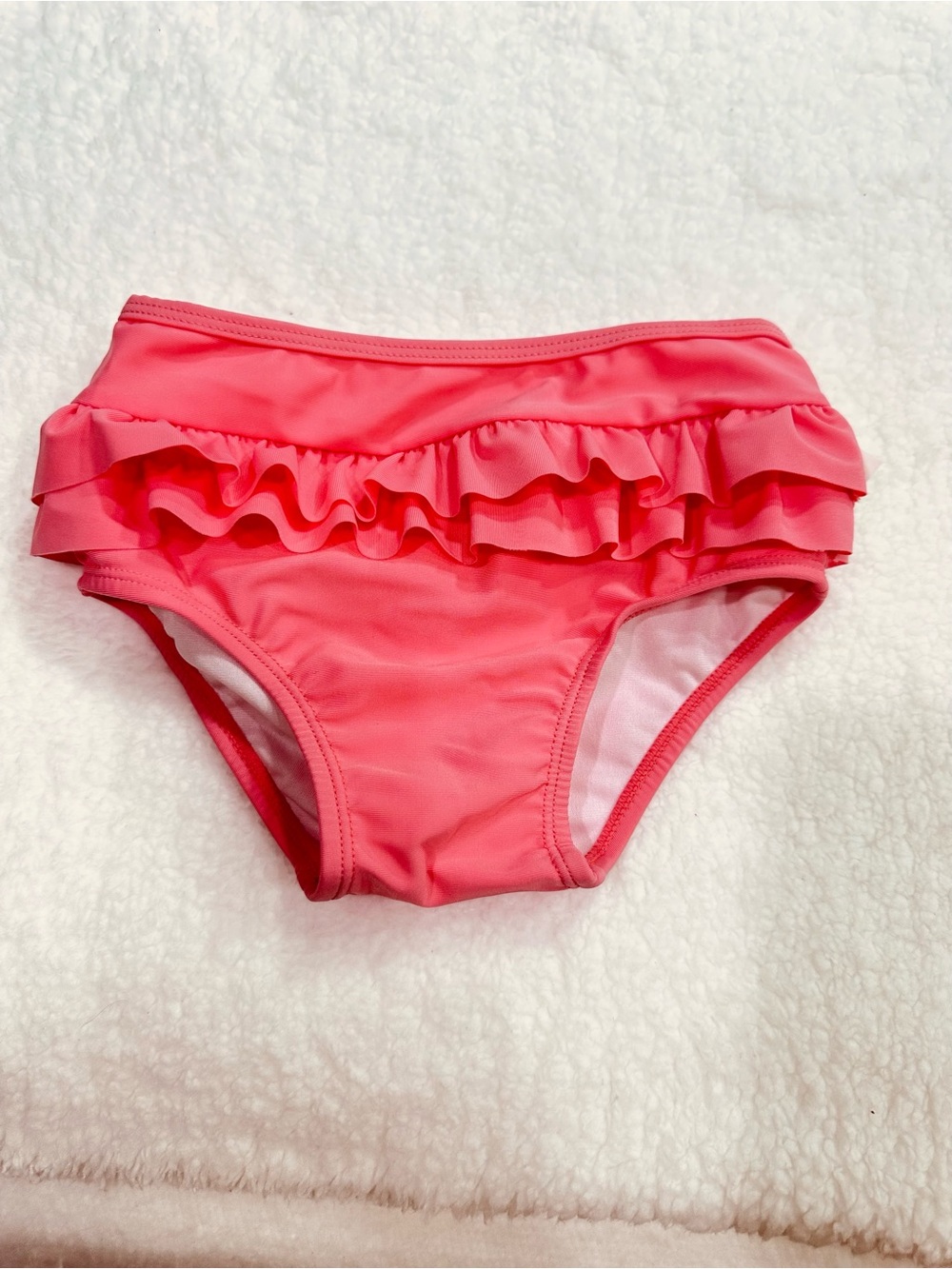 Girl’s Swimsuit Set - Picture 4 of 12